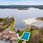 Pocono Chalet - Hot Tub - Game Room