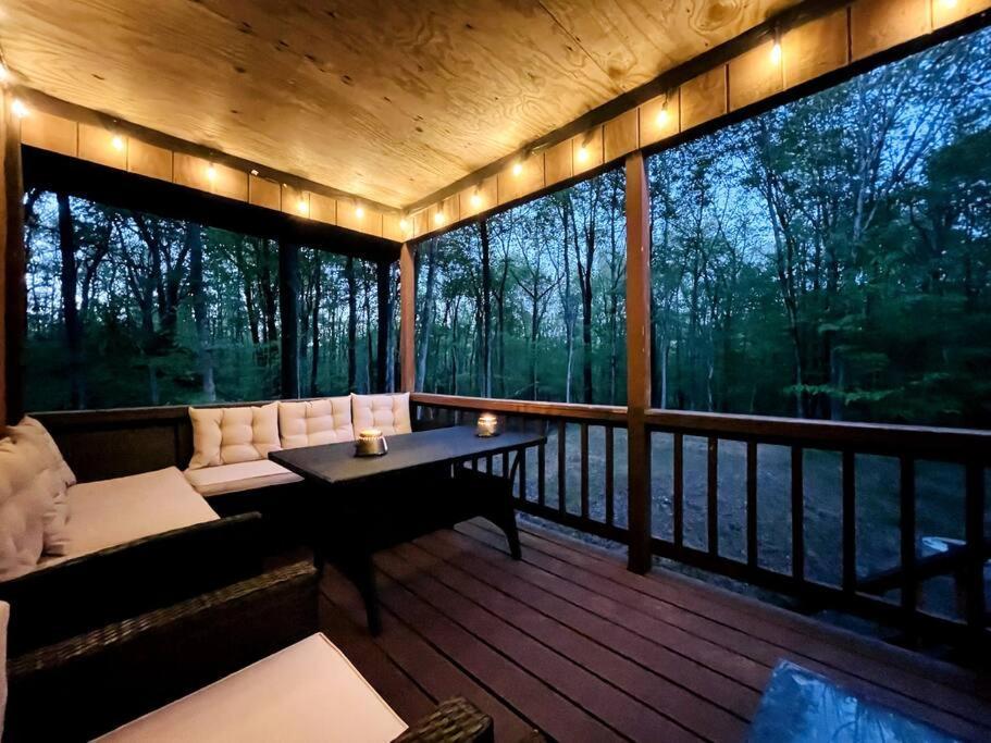 Chalet Pocono - Hot Tub - Game Albrightsville